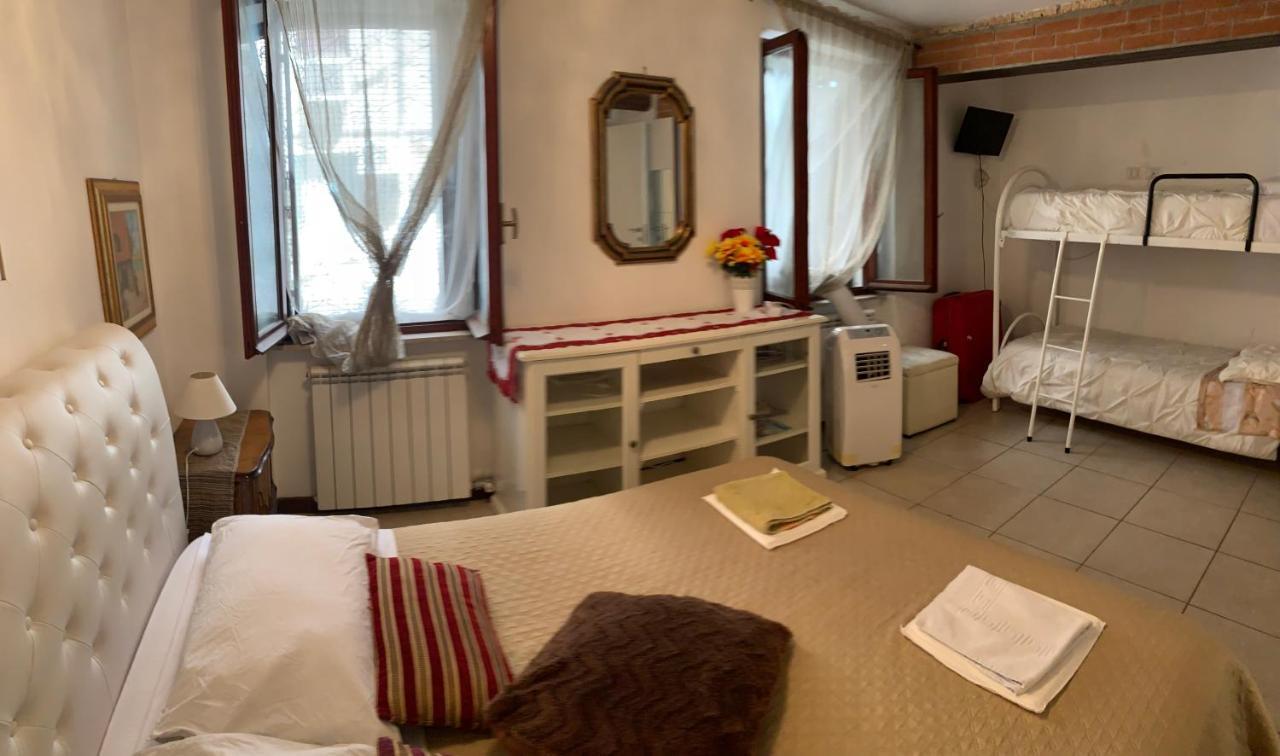Home Lovers Apartment Венеция Екстериор снимка