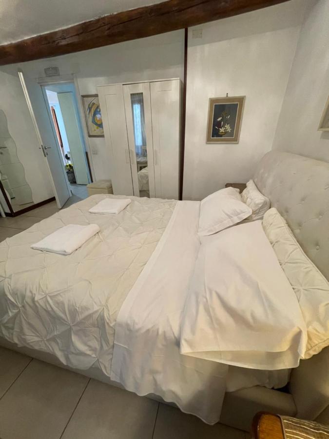 Home Lovers Apartment Венеция Екстериор снимка
