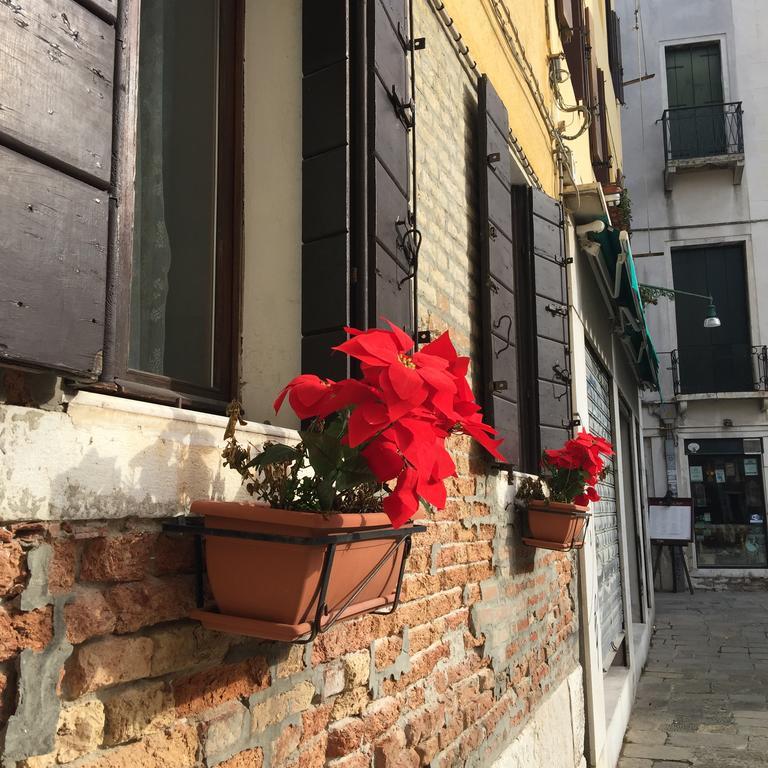 Home Lovers Apartment Венеция Екстериор снимка